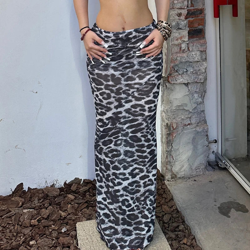 Long animal print skirt for women - Tight, elegant and trendy