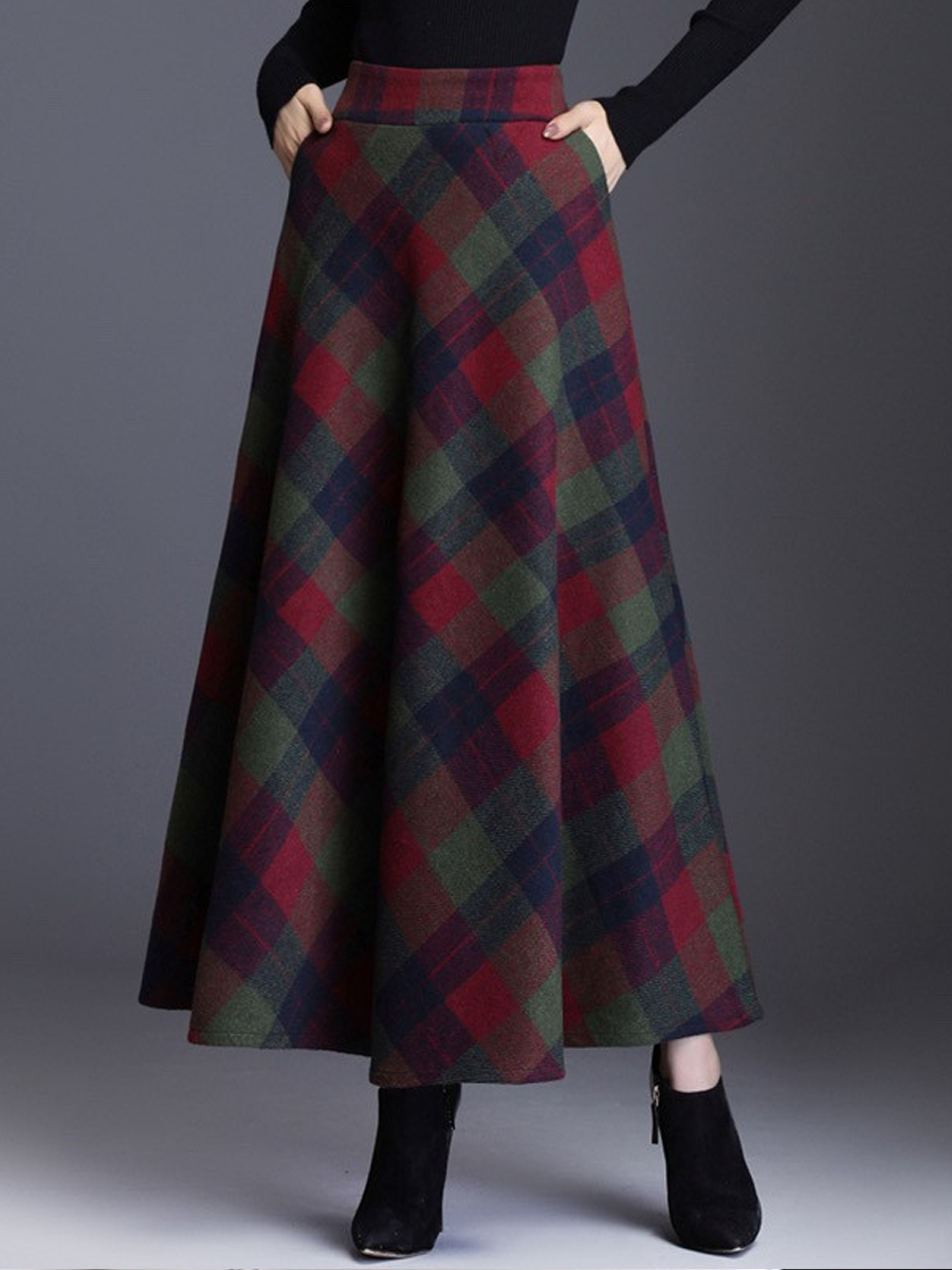 Long wool skirt for women – checkered, high-waisted and chic
