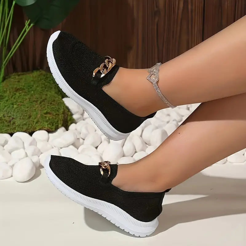 Casual slip-on knit ballerinas with chain detail for women