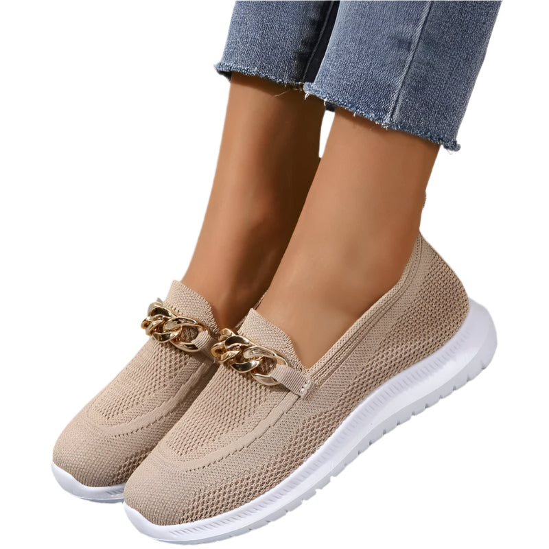 Casual slip-on knit ballerinas with chain detail for women