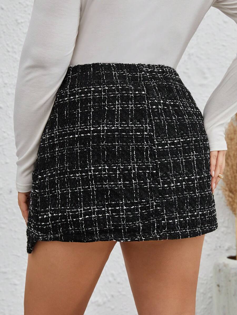 Asymmetrical buttoned plaid wrap skirt for women