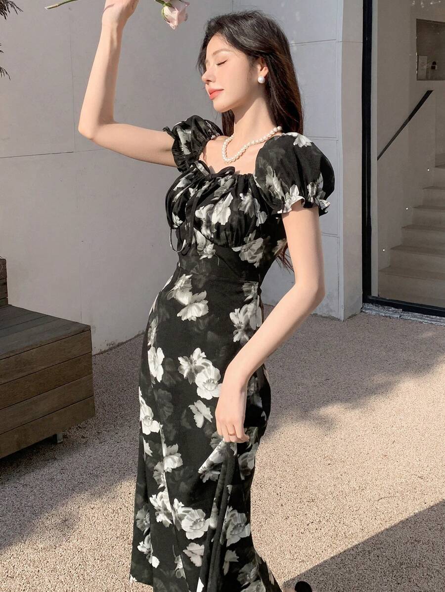 Midi floral wrap dress, milkmaid style, for women - Romantic and chic style