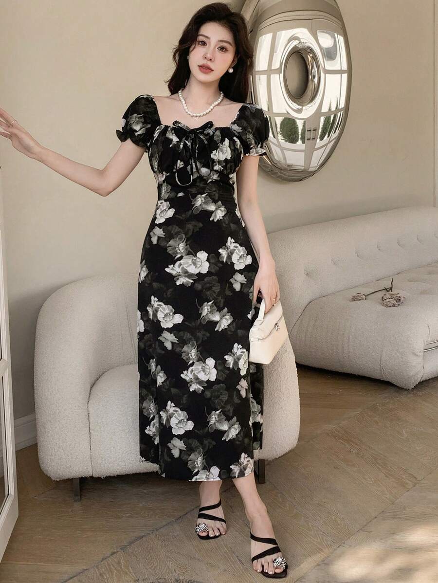 Midi floral wrap dress, milkmaid style, for women - Romantic and chic style