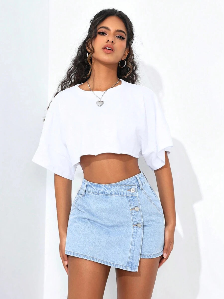 Mini-jupe en jean taille haute avec bouton sur le devant pour femme