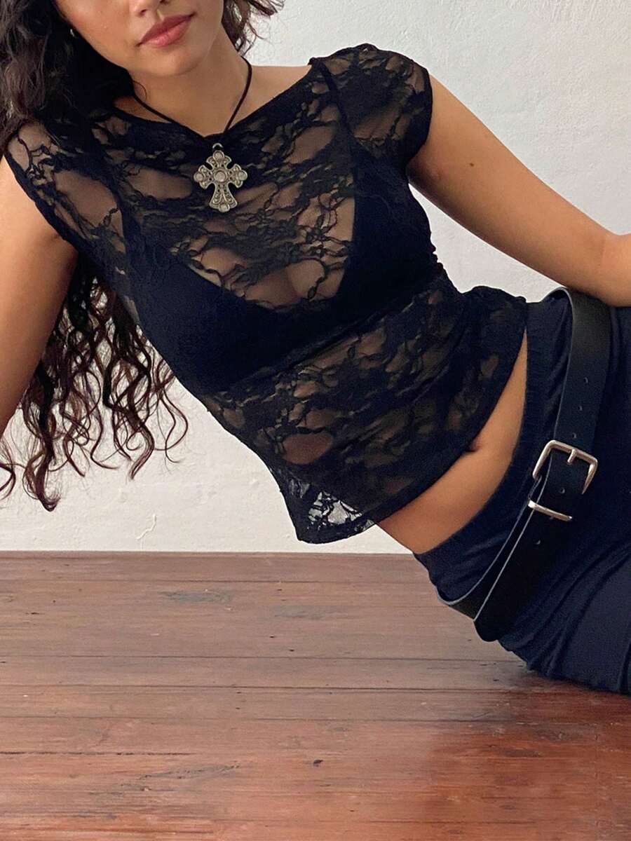 Transparent mesh top with short sleeves and fitted cut for women