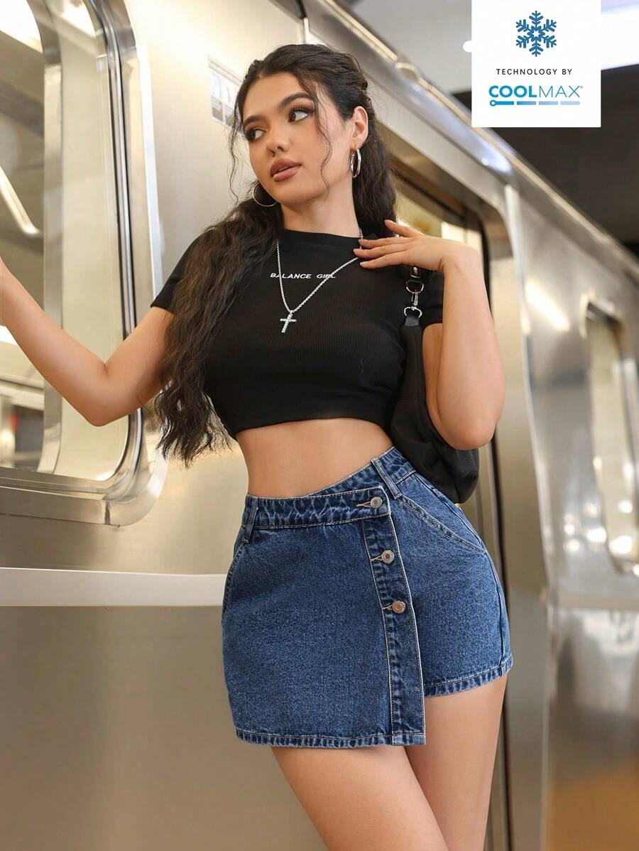 Mini-jupe en jean taille haute avec bouton sur le devant pour femme
