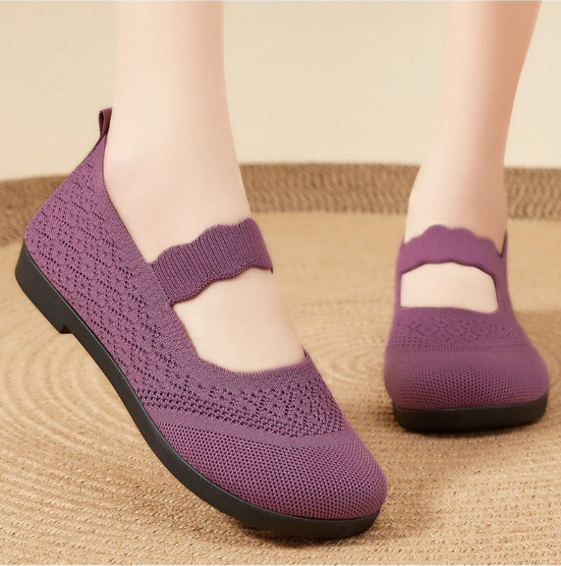 Elegant ballerinas with soft fabric and elegant strap detail for women