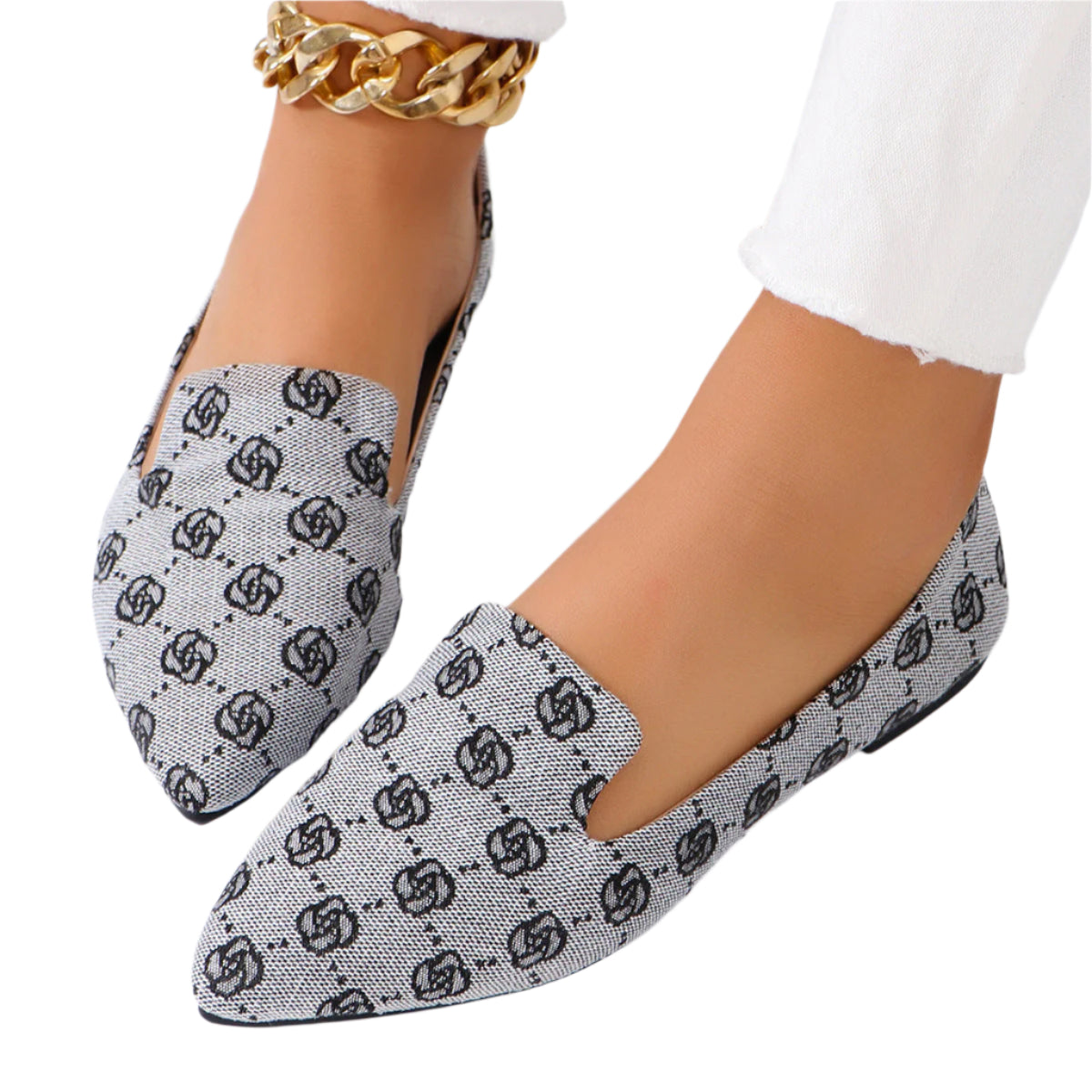 Elegant canvas ballerinas with chic lace and comfortable fit