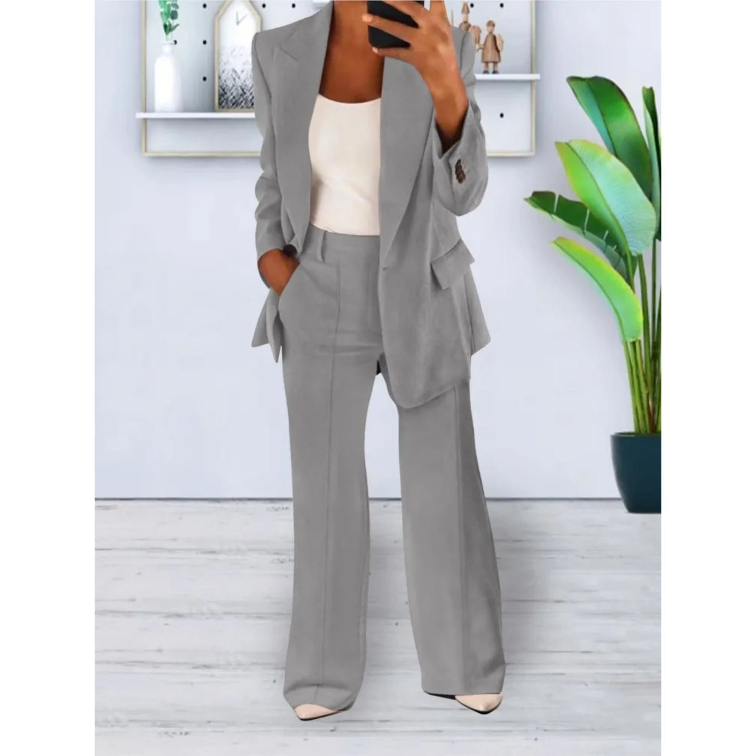 Ensemble blazer et pantalon coupe ample, couleur unie, poches décontractées