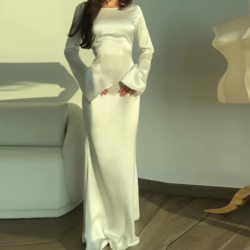 Hélène - Robe Maxi en Satin, Élégance et Raffinement