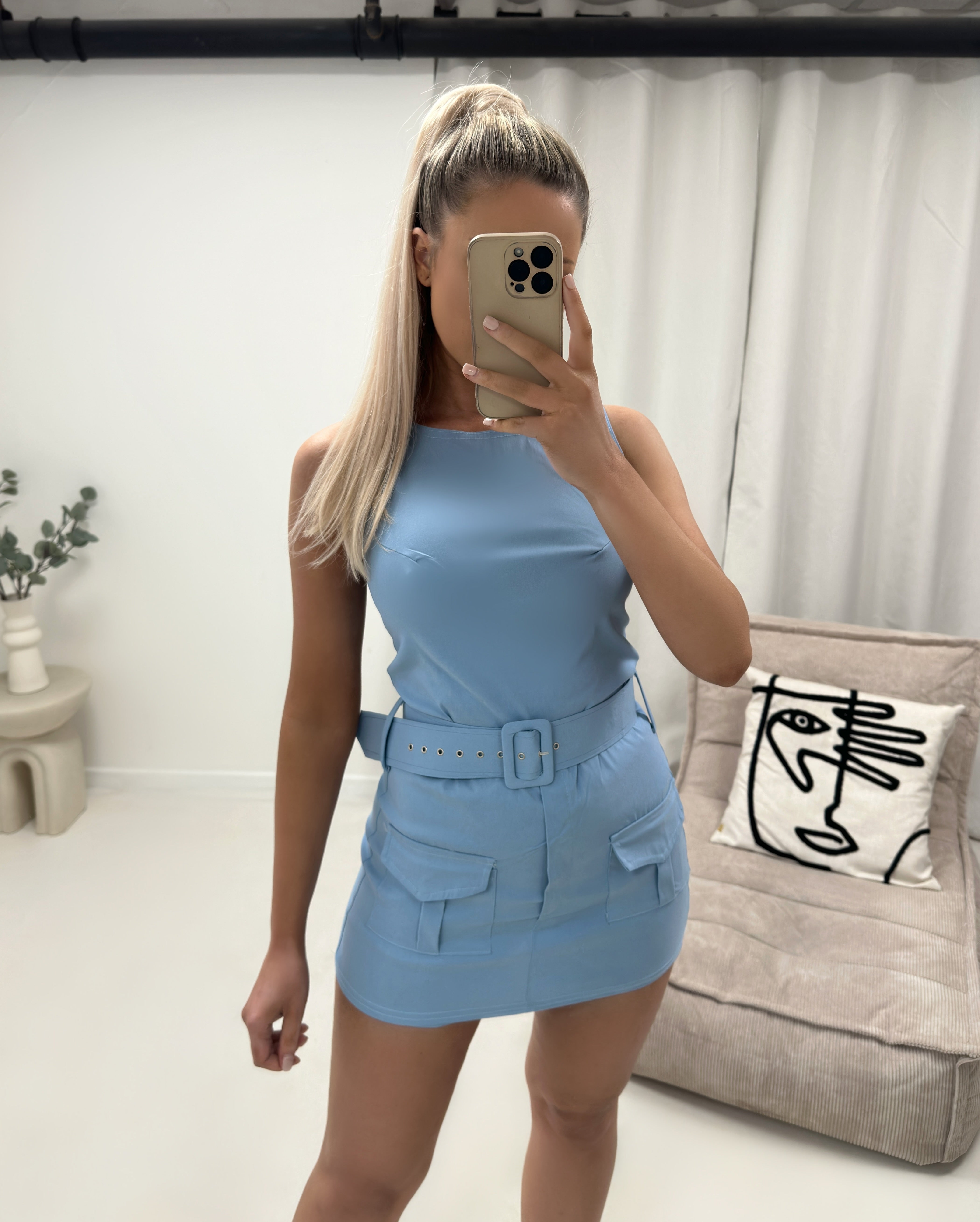 High-waisted cargo skirt with pockets - Slim fit for women