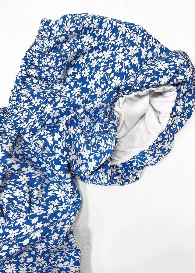 Midi floral dress with puff sleeves and elegant chic slit for women