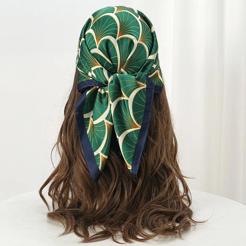 Foulard carré en soie imprimé Art déco vert – Style vintage pour femme