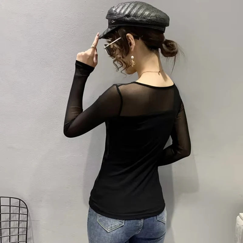 Slim round neck top in transparent mesh for women – chic long sleeves