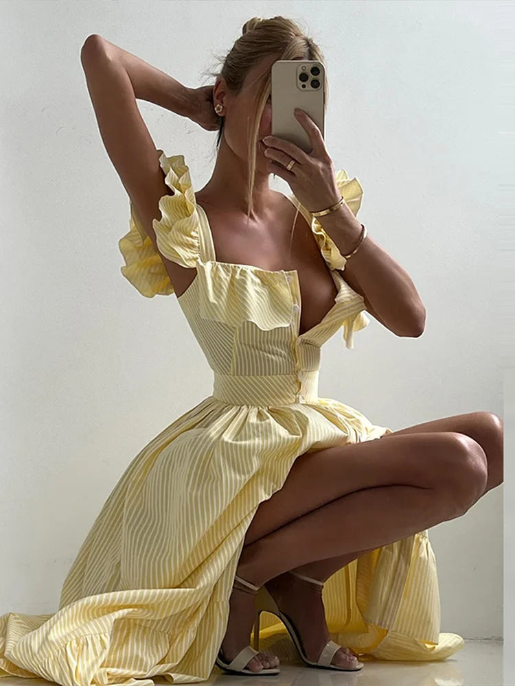 Elegant dress with flounced hem, square neckline, and flounced sleeves for women