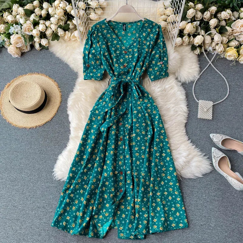 Midi floral dress with V-neck, puff sleeves and belt for women