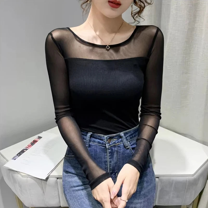 Slim round neck top in transparent mesh for women – chic long sleeves