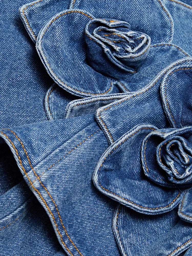 Mini-robe en jean sans manches avec fleurs 3D et jupe à volants pour femme