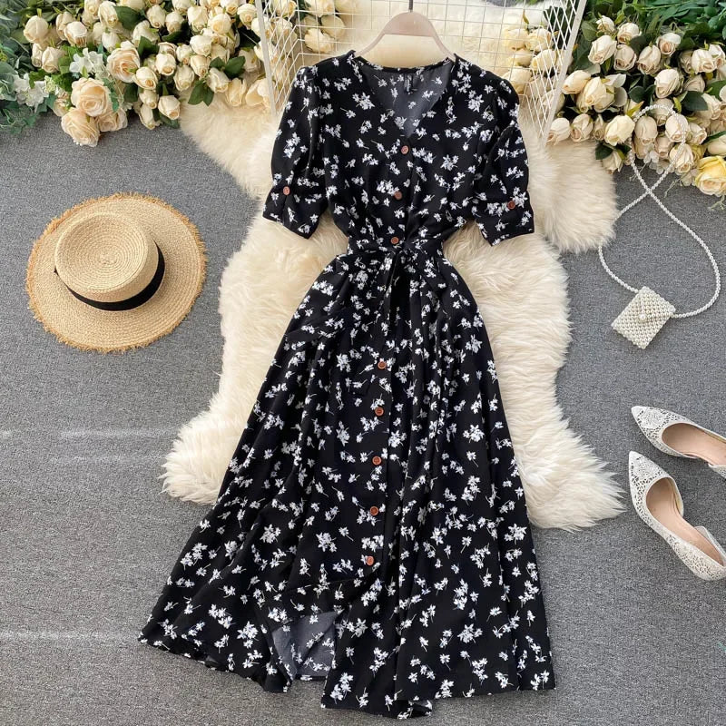 Midi floral dress with V-neck, puff sleeves and belt for women