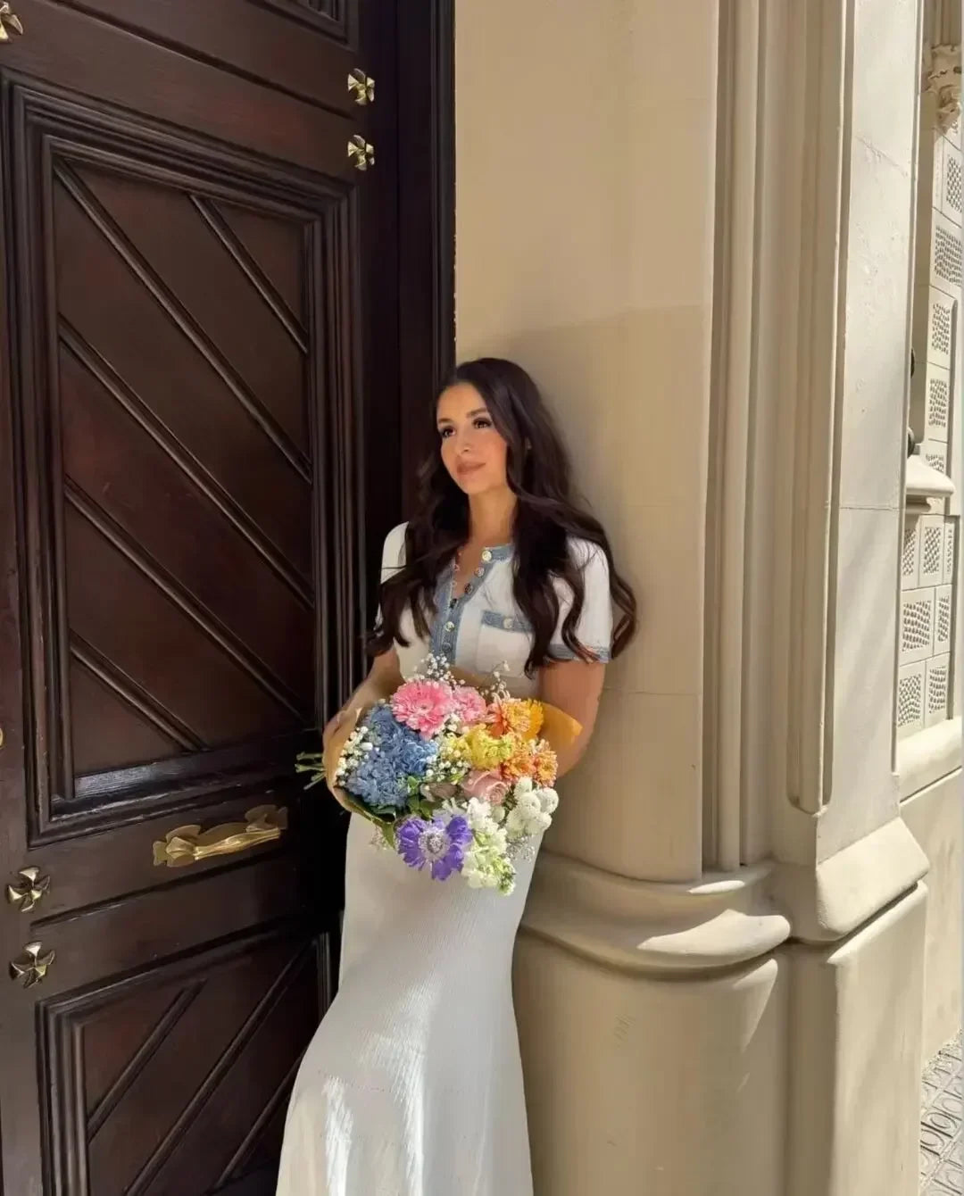 Robe longue en jean avec boutons sur le devant et manches courtes pour femme