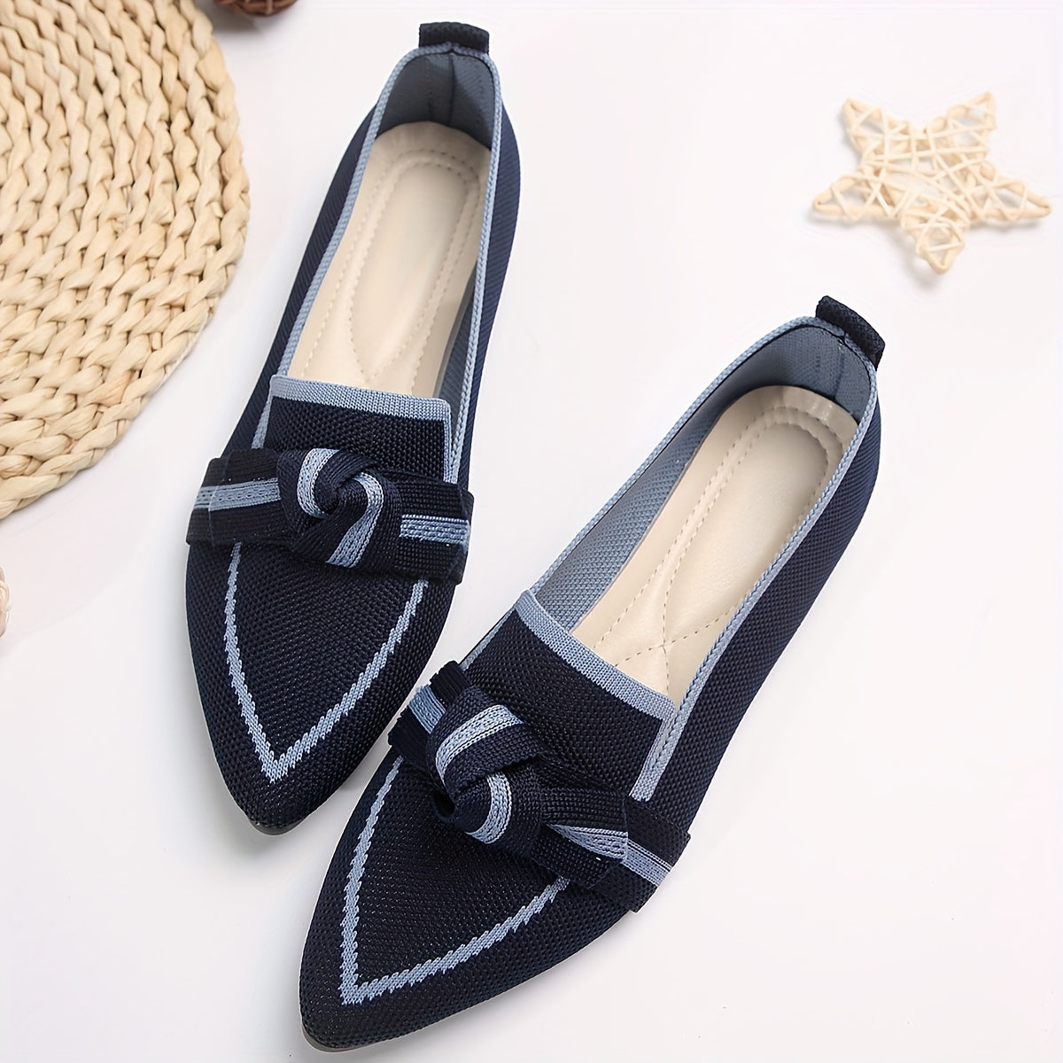 Elegant ballerinas with breathable comfort and bow detail for women