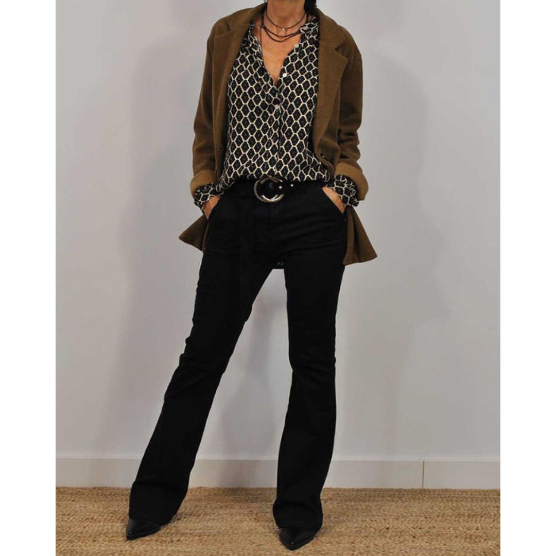 Yvonne | Loose fit blouse with V-neck