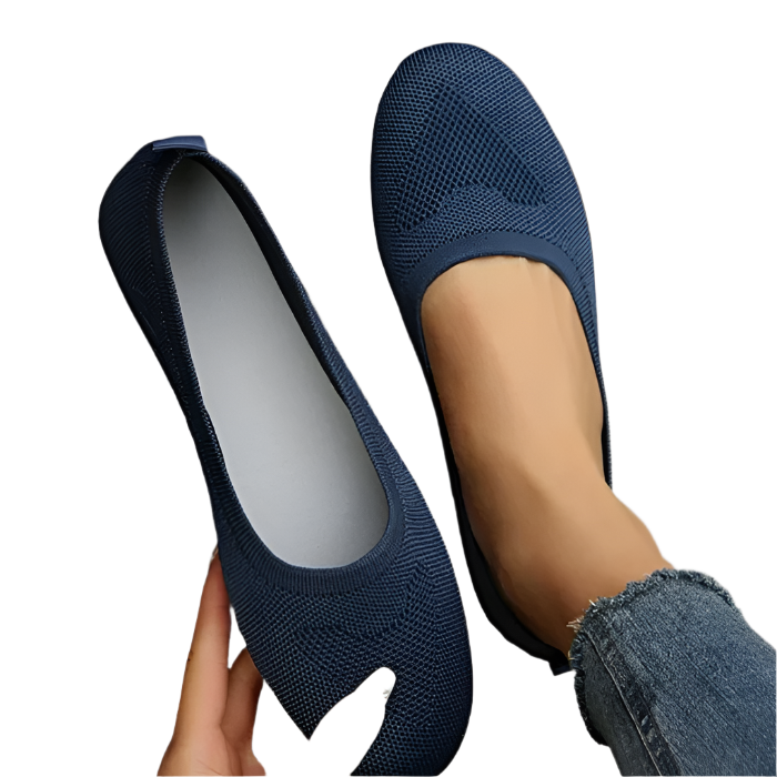 Breathable slip-on ballerinas with soft and flexible knit sole for women